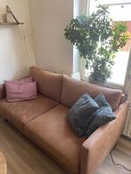 Cognac kleurige Tweezitsbank, Ophalen, 150 tot 200 cm, Tweepersoons, 75 tot 100 cm