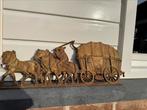 Gietijzeren wagen met paarden. Wanddecoratie, Ophalen of Verzenden, Gebruikt