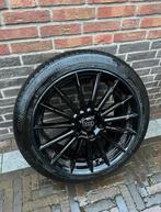 AEZ Atlanta 19 inch winterset - 245/45/19, 19 inch, Banden en Velgen, Personenwagen, Gebruikt