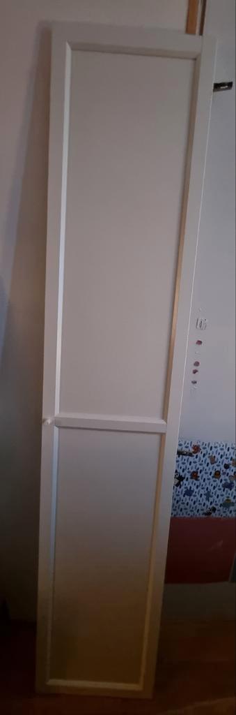 OXBERG deur voor BILLY kast van IKEA (wit; 40x192cm) beschikbaar voor biedingen