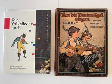 Was die Wandervögel singen & Das Volksliederbuch beschikbaar voor biedingen