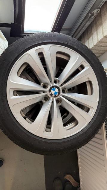 4 aluminium BMW velgen met 245/45 R18 Bridgestones beschikbaar voor biedingen