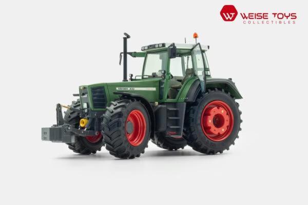 Fendt Favorit 822 met Wielgewichten, Hobby en Vrije tijd, Modelauto's | 1:32, Nieuw, Tractor of Landbouw, Overige merken, Ophalen of Verzenden