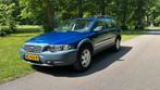 Volvo xc70 cross country v70 2002 2.4T 200pk, Auto's, Volvo, 1636 kg, 1800 kg, Zwart, Blauw