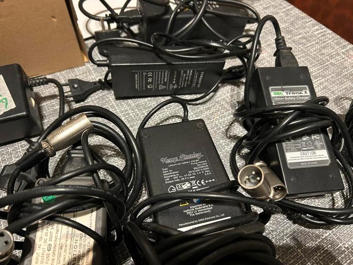 Diverse Opladers - Getest en Werkend!, Computers en Software, Laptop-opladers, Gebruikt, Ophalen of Verzenden