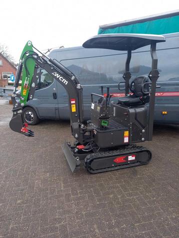 minigraver 1.3ton WCM mini graafmachine  beschikbaar voor biedingen