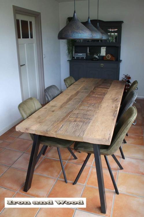Stoere tafel op maat - staal - geborsteld oud eiken barnwood, Huis en Inrichting, Woonaccessoires | Overige, Nieuw, Ophalen