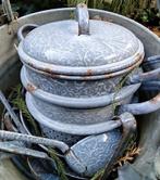 Vintage geëmailleerde items, veelal met roest., Ophalen