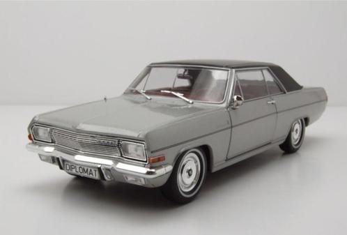 1:24 Opel Diplomat A V8 Coupé Grijs metallic WhiteBox NIEUW, Hobby en Vrije tijd, Modelauto's | 1:24, Nieuw, Auto, Overige merken