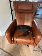 Elektrische leren sta-op stoel van Prominent – lichtbruin, Huis en Inrichting, Fauteuils, Zo goed als nieuw, 50 tot 75 cm, Ophalen