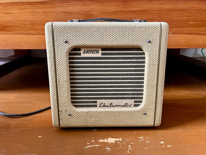 like new gretsch electromatic g5222 compact 5w tube amp!, Muziek en Instrumenten, Versterkers | Bas en Gitaar, Zo goed als nieuw