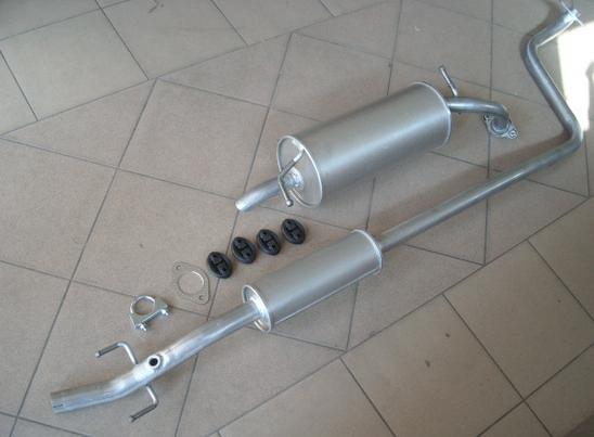 UITLAAT TOYOTA YARIS 1.0 16 V COMPL. met montageklemmen, Ophalen of Verzenden, Ruud van den boogaard, Bmunzkat@hotmail.com, Laagstraat 443