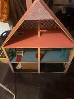Poppenhuis te koop, Ophalen, Zo goed als nieuw, Poppenhuis