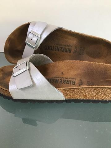 GRATIS VERZENDEN | BIRKENSTOCK zilveren slippers 37 beschikbaar voor biedingen