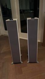 Mooie witte dynaudio xeo 6 met hub, Overige merken, Ophalen of Verzenden, Zo goed als nieuw, 120 watt of meer