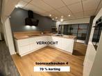 VERBOUWINGSUITVERKOOP  12 Showroomkeukens   ALLES MOET WEG, Ophalen, Overige typen, Nieuw, Overige kleuren