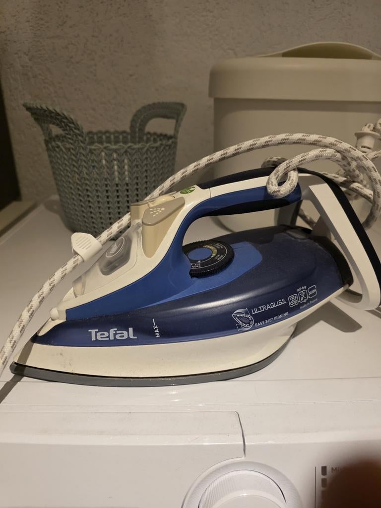 Tefal Ultragliss Easy 360 Strijkijzer, Ophalen of Verzenden, Gebruikt, Strijkijzer met snoer