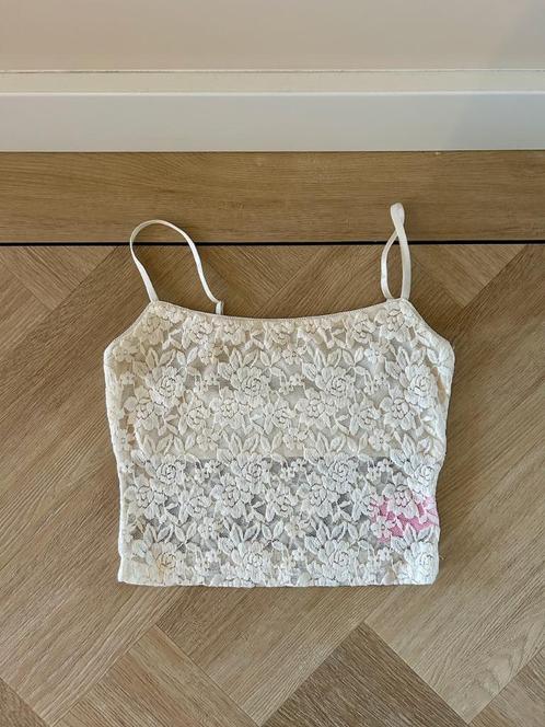 *NIEUW!* Kanten crop top van Loavies, maat S / M, Kleding | Dames, Tops, Nieuw, Maat 38/40 (M), Wit, Zonder mouw, Ophalen of Verzenden