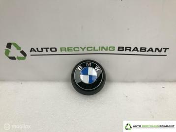 Embleem BMW 8745288 beschikbaar voor biedingen