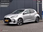 Toyota Yaris 1.5 Hybrid 115 First Edition + comfort pack, Gebruikt, Euro 6, Bedrijf, Grijs