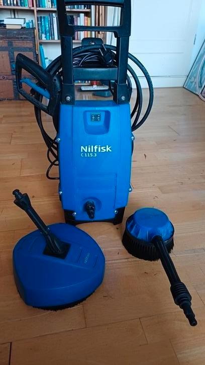 Nilfisk hogedrukreiniger met accessoires, Tuin en Terras, Hogedrukreinigers, Gebruikt, Elektrisch, Ophalen