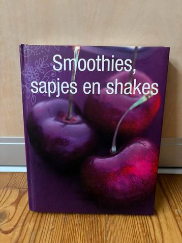Smoothies, sapjes en shakes receptenboek beschikbaar voor biedingen