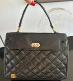 Vintage tas v quilted leer zwart v GIVENCHY ‘80 v veiling, Sieraden, Tassen en Uiterlijk, Tassen | Damestassen, Ophalen of Verzenden