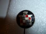 Mooi Zwart Metalen Cadilac Speldje., Verzamelen, Speldjes, Pins en Buttons, Ophalen of Verzenden, Zo goed als nieuw, Overige onderwerpen