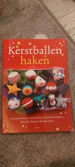 Marcella Mercks - Kerstballen haken, Breien en Haken, Ophalen of Verzenden, Zo goed als nieuw, Marcella Mercks; Brenda Smits; Annemarie Arts; Christel Krukk...