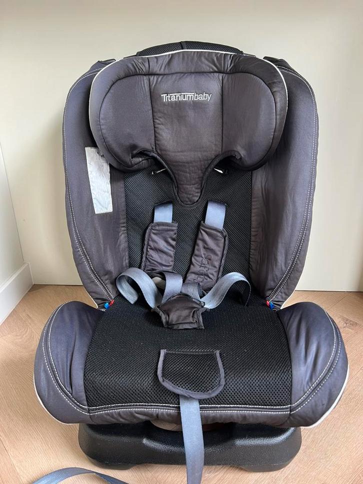 Titaniumbaby Autostoel iSafety! VIGO Groep 0,1,2, Kinderen en Baby's, Autostoeltjes, Zo goed als nieuw, Overige merken, 0 t/m 10 kg