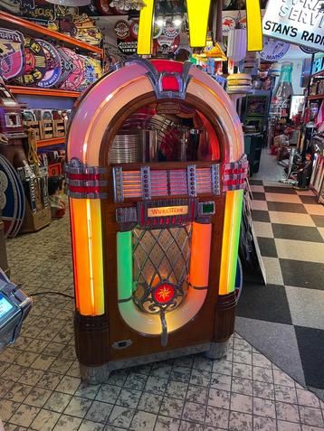 Wurlitzer 1015 jukebox gerestaureerd. Inruil mogelijk beschikbaar voor biedingen
