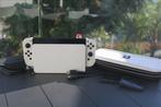 Nintendo Switch OLED + Game & Case, Spelcomputers en Games, Spelcomputers | Nintendo Switch, Switch OLED, Ophalen of Verzenden