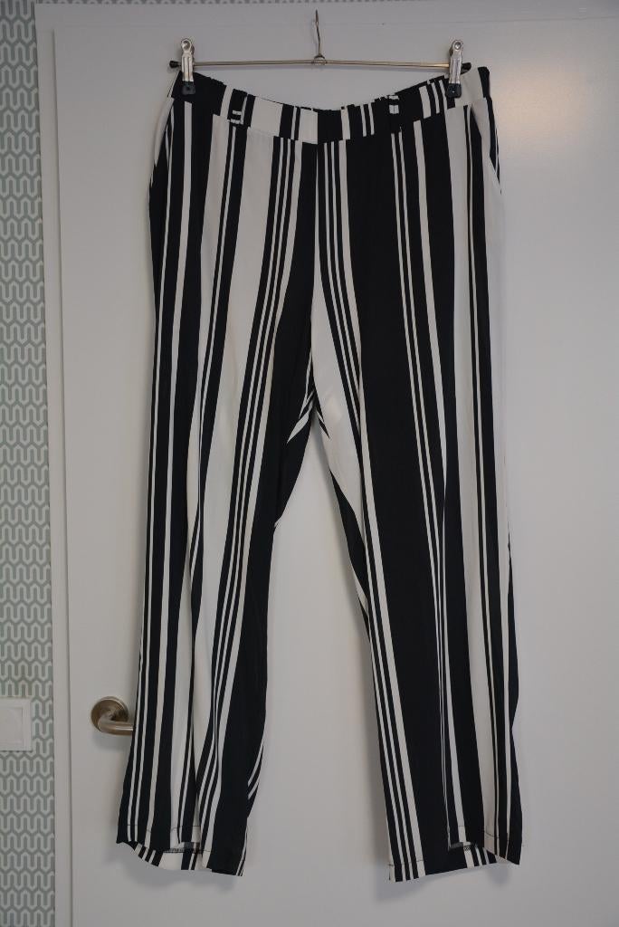 Zomer broek KYRA., Zwart, Maat 46/48 (XL) of groter, Nieuw, Ophalen of Verzenden