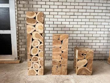 Unieke Teakhouten Kubussen / Plantenbakken / bijzettafel beschikbaar voor biedingen