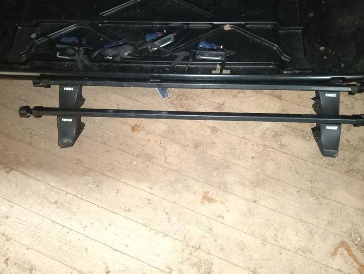 Thule dakdragerset Kit 1051, Auto diversen, Dakdragers, Zo goed als nieuw, Ophalen