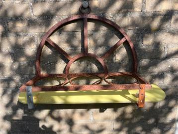Metalen bloempot Houder beschikbaar voor biedingen