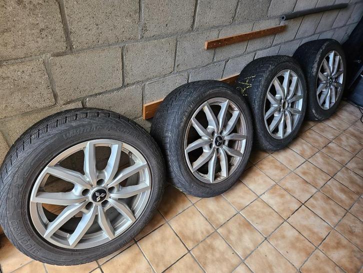 Velgen en Winterbanden, Auto-onderdelen, Banden en Velgen, Banden en Velgen, Winterbanden, 18 inch, 225 mm, Terreinwagen, Gebruikt