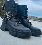 Steve madden boots laarzen zwart zilver zgan 38, Ophalen of Verzenden, Zo goed als nieuw, Zwart