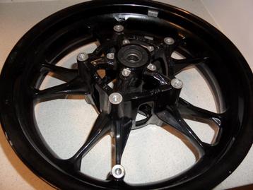 GEBRUIKT VOORWIEL BMW MOTORSCOOTER C 400 GT beschikbaar voor biedingen