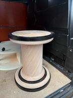 Mooie Manou Tafel met Glazen Plaat, Ophalen of Verzenden, Gebruikt