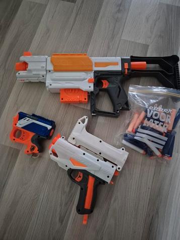 3 Nerf Geweren met Pijlen beschikbaar voor biedingen