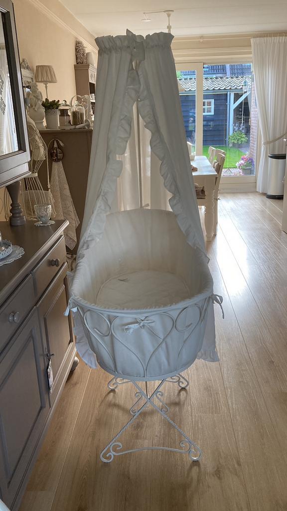 Prachtige Nostalgische Smeedijzeren Wieg met nieuw matras, Kinderen en Baby's, Babywiegjes en Ledikanten, Zo goed als nieuw, Wieg