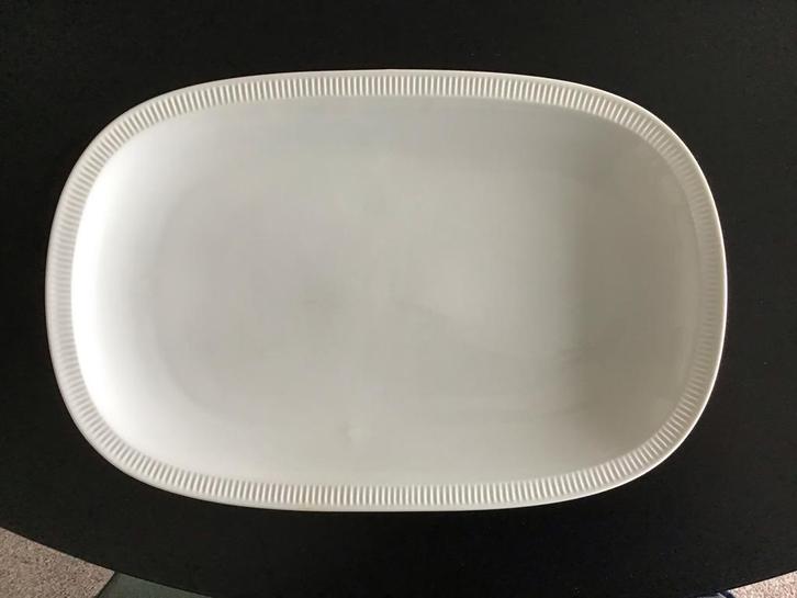 3 witte Serveerschalen- arzberg cannelee, Huis en Inrichting, Keuken | Servies, Gebruikt, Schaal of Schalen, Effen, Aardewerk