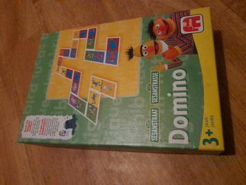 Sesamstraat domino  beschikbaar voor biedingen