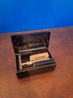 Oud Gillette Scheermes in Bakeliet Doosje, Antiek en Kunst, Verzenden