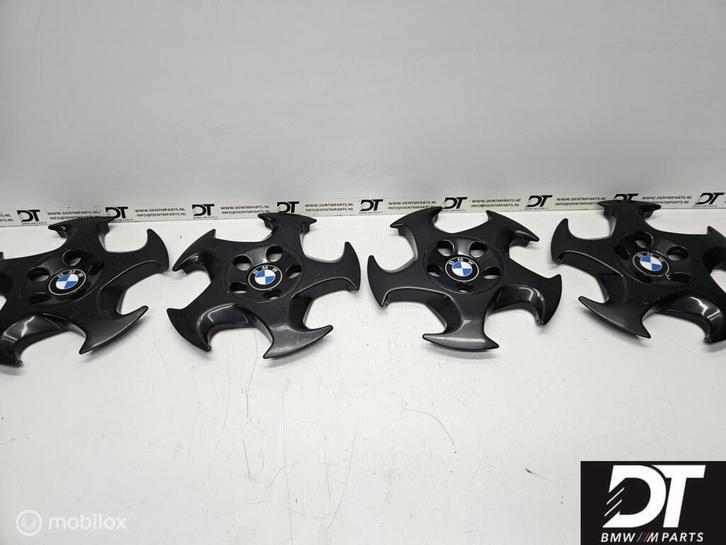Set wiel kappen 4x BMW E34 E31 Throwing Stars 36112227008, Auto diversen, Wieldoppen, Gebruikt, Ophalen of Verzenden