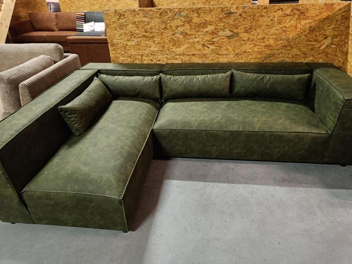 Nieuw model hoekbank Britt, Huis en Inrichting, Banken | Bankstellen, Nieuw, Hoekbank, Vierpersoons of meer, 250 tot 300 cm, 150 cm of meer