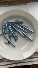 IKEA Bouten en schroeven, Overige typen, Ophalen of Verzenden, Zo goed als nieuw, Minder dan 50 mm