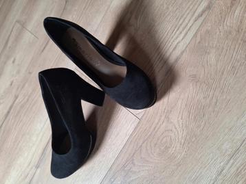Dames pump beschikbaar voor biedingen