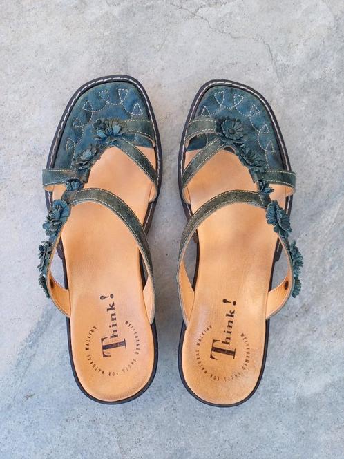 Think! teenslipper met bloemetjes, Kleding | Dames, Schoenen, Zo goed als nieuw, Slippers, Blauw, Ophalen